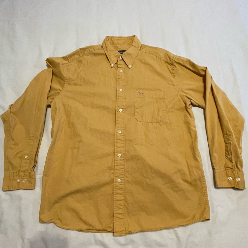 EDDIE BAUER Cotton button down shirt SZ. Medium